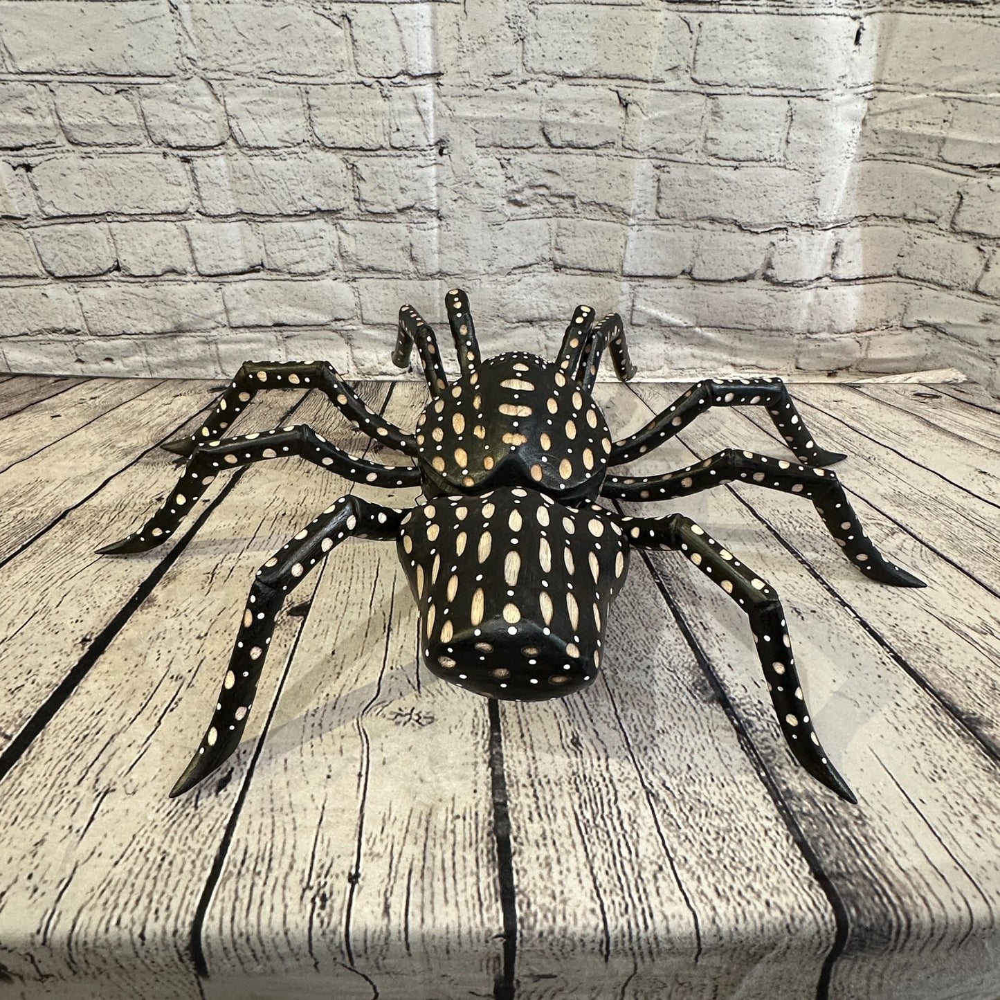 50cm x 45cm Wood Dark Spider Carving Hand Carved Walking Spider Tarantula Statue