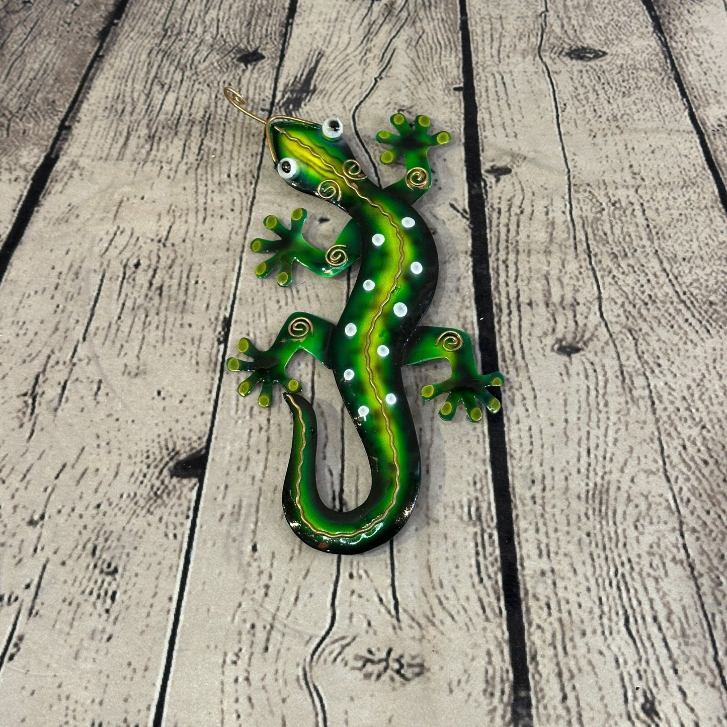 20cm x 10cm Green Gecko Lizard Metal Tin Wall Hanging Ornament Painted Statue