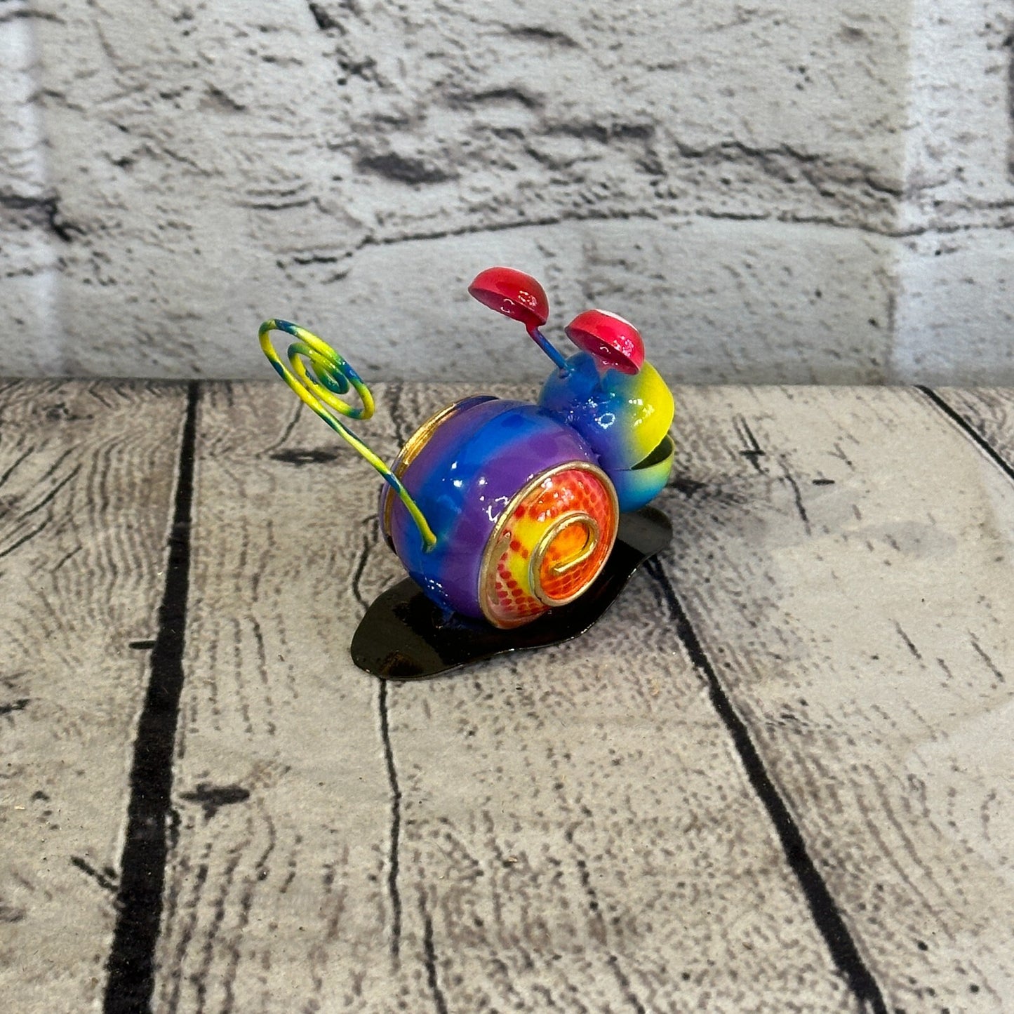 10cm x 7cm Blue Snail Bug Cartoon Postcard Holder Ornament Painted Statue