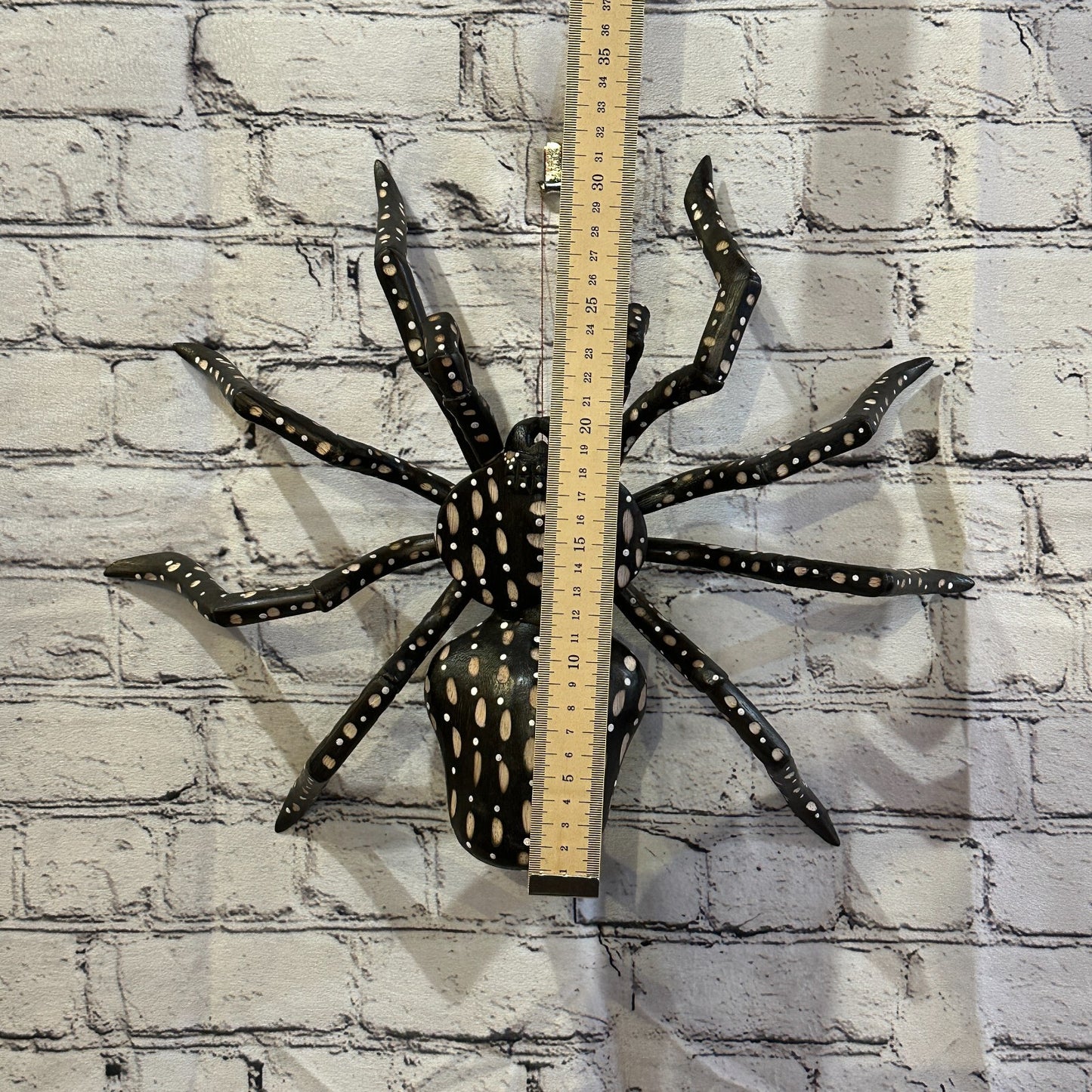 40cm x 35cm Wood Dark Spider Carving Hand Carved Walking Spider Tarantula Statue