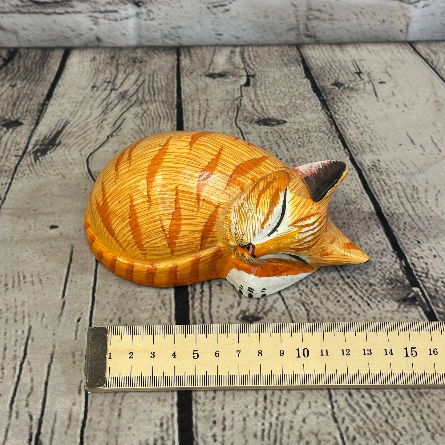 14cm Orange Style Painted Wooden Hand Carved Snoozing Cat Sleeping Cat Wooden