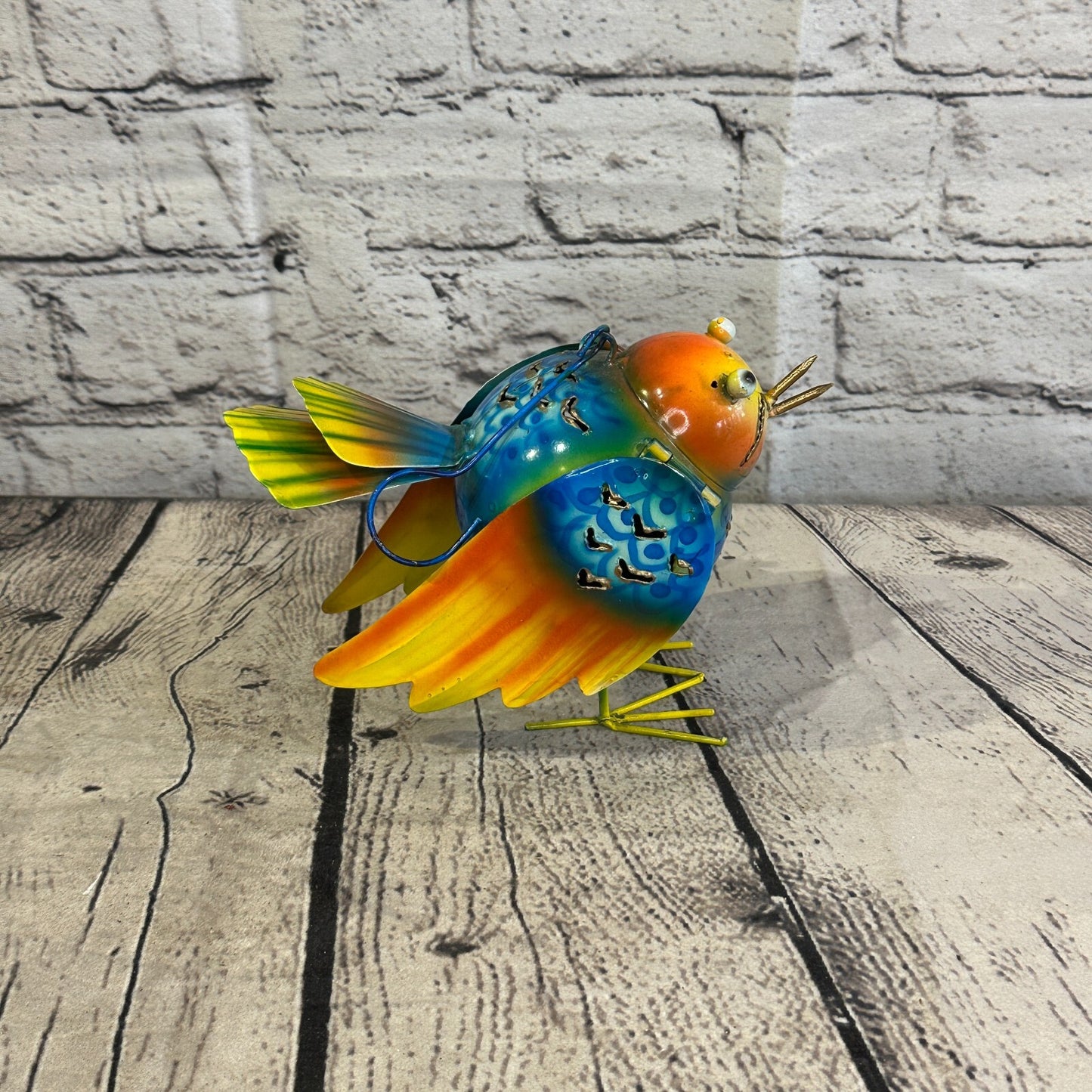 15cm x 15cm Orange Blue Bird Metal Tin Wall Hanging Ornament Painted Statue