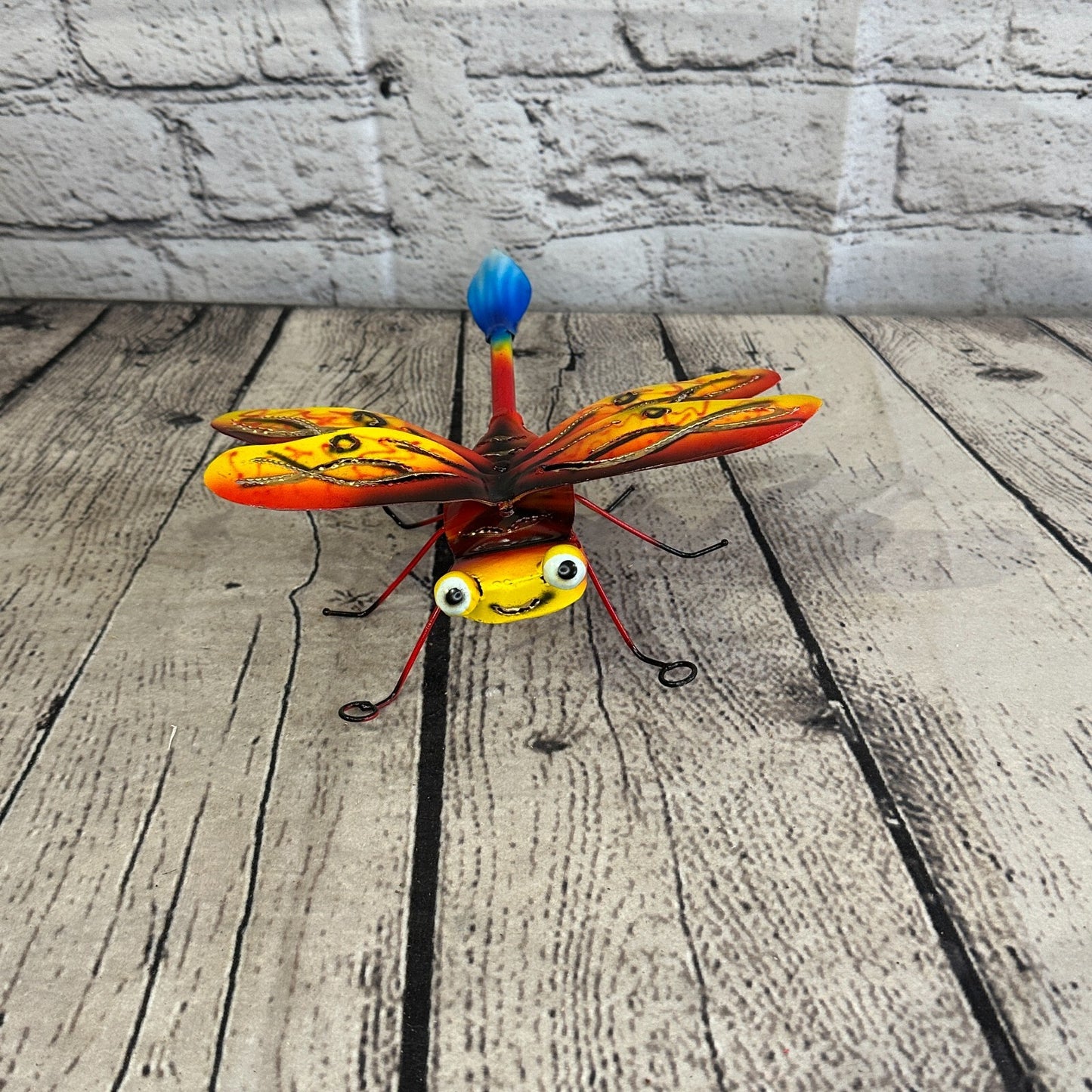20cm x 15cm Yellow Dragonfly Bug Metal Tin Wall Hanging Ornament Painted Statue