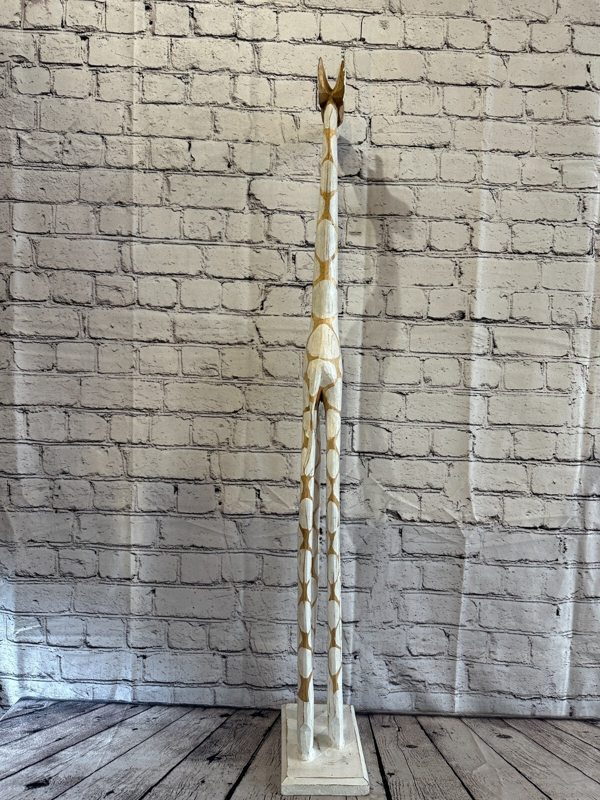 100cm White Dot Painted Wood Giraffe Tall Statue Wood Modern Hand Carved Painted