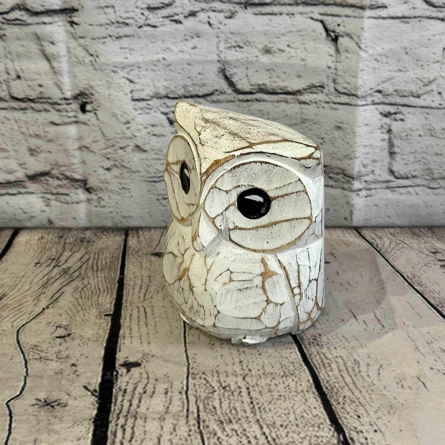 12cm x 10cm White Flower Wooden Shabby Owl Statue Ornament Fair Trade Handcarved