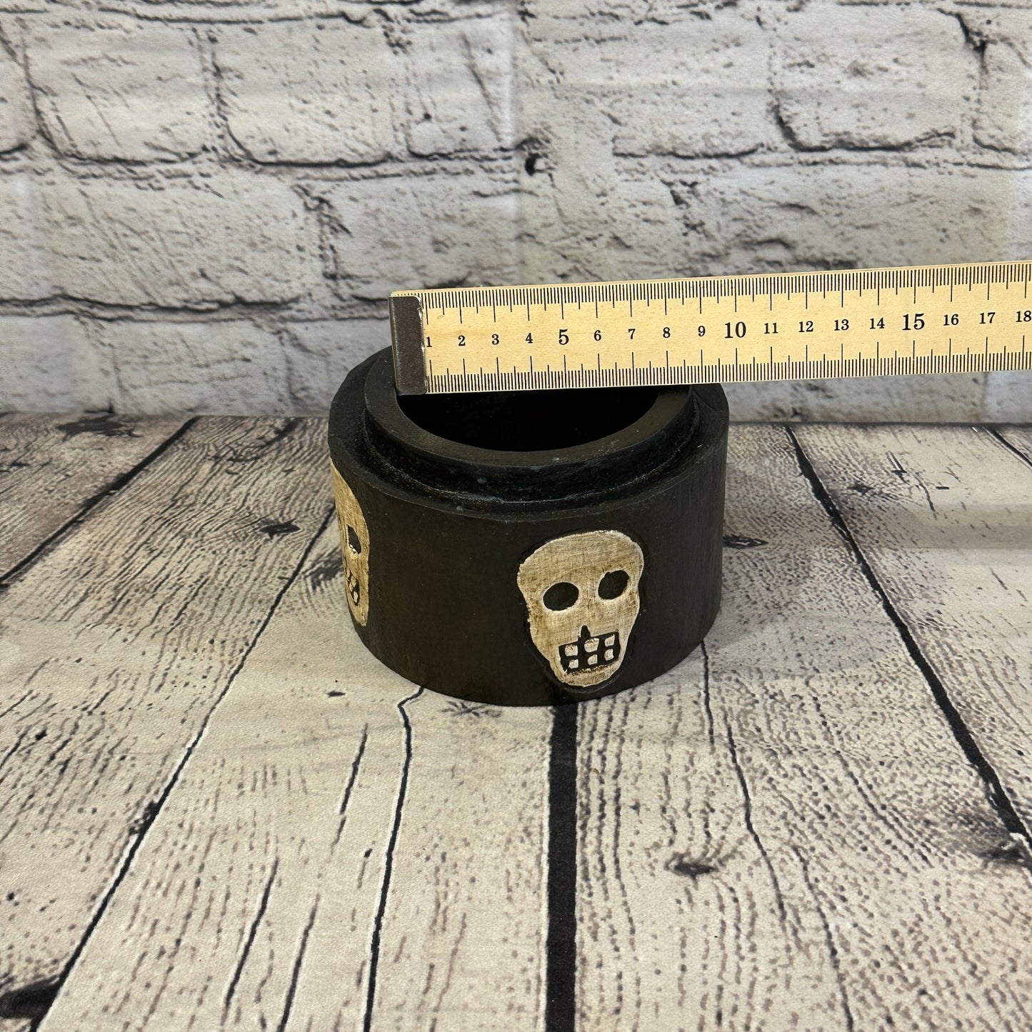 10cm x 10cm x 10cm Cylinde Pirate Wooden Gothic Skeleton Skull Jewellery Box