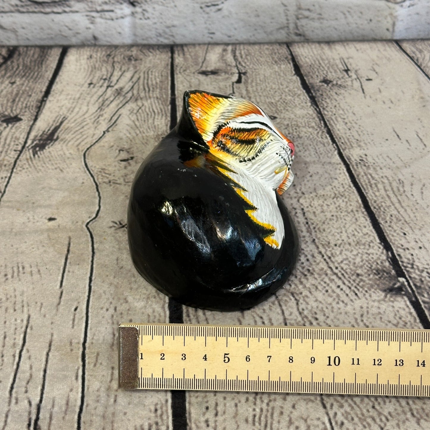 14cm Black Style Painted Wooden Hand Carved Snoozing Cat Sleeping Cat Wooden