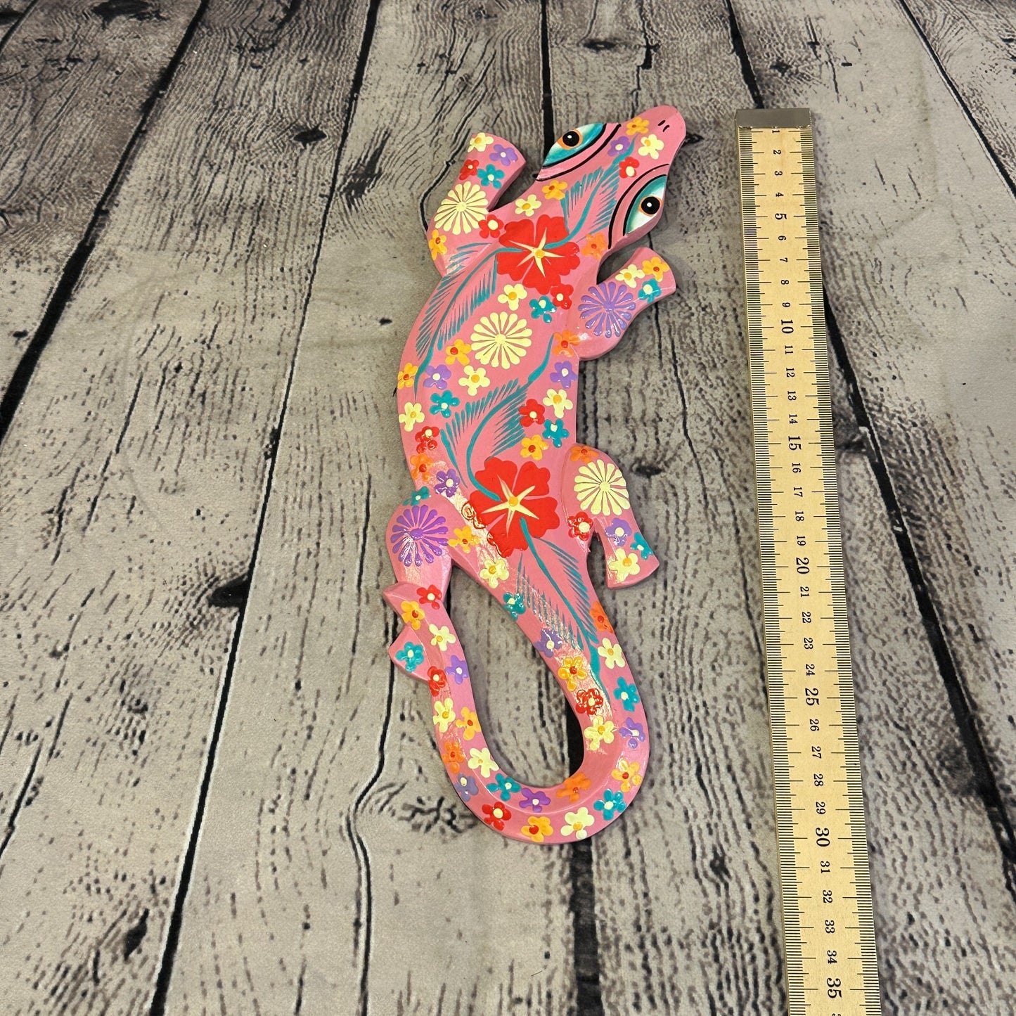 30cm Gecko Lizard Pink Flower Wood Wall Hanging Wooden Ornaments Carving