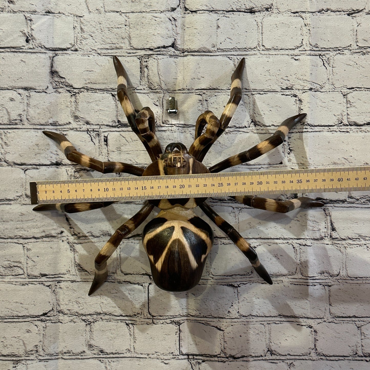 40cm x 35cm Wooden Spider Carving Hand Carved Walking Spider Tarantula Statue