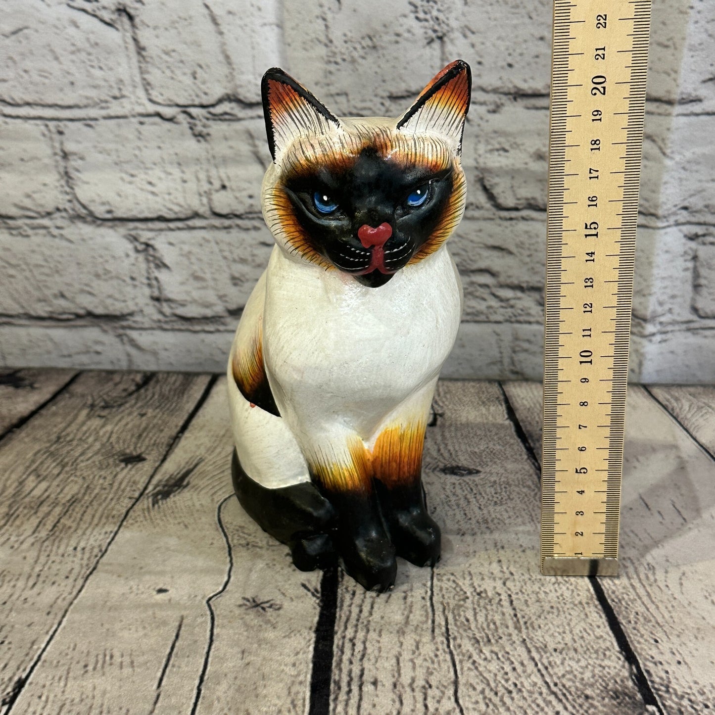 20cm x 10cm Siamese Sitting Style Painted Wooden Hand Carved Cat Wooden