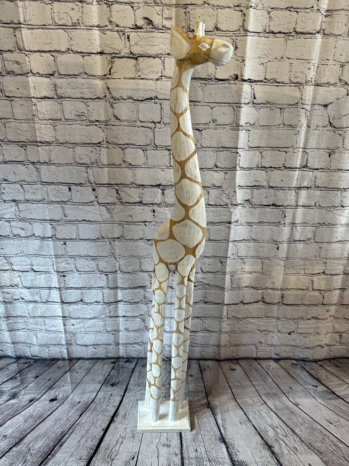 120cm White Dot Painted Wood Giraffe Tall Statue Wood Modern Hand Carved Painted