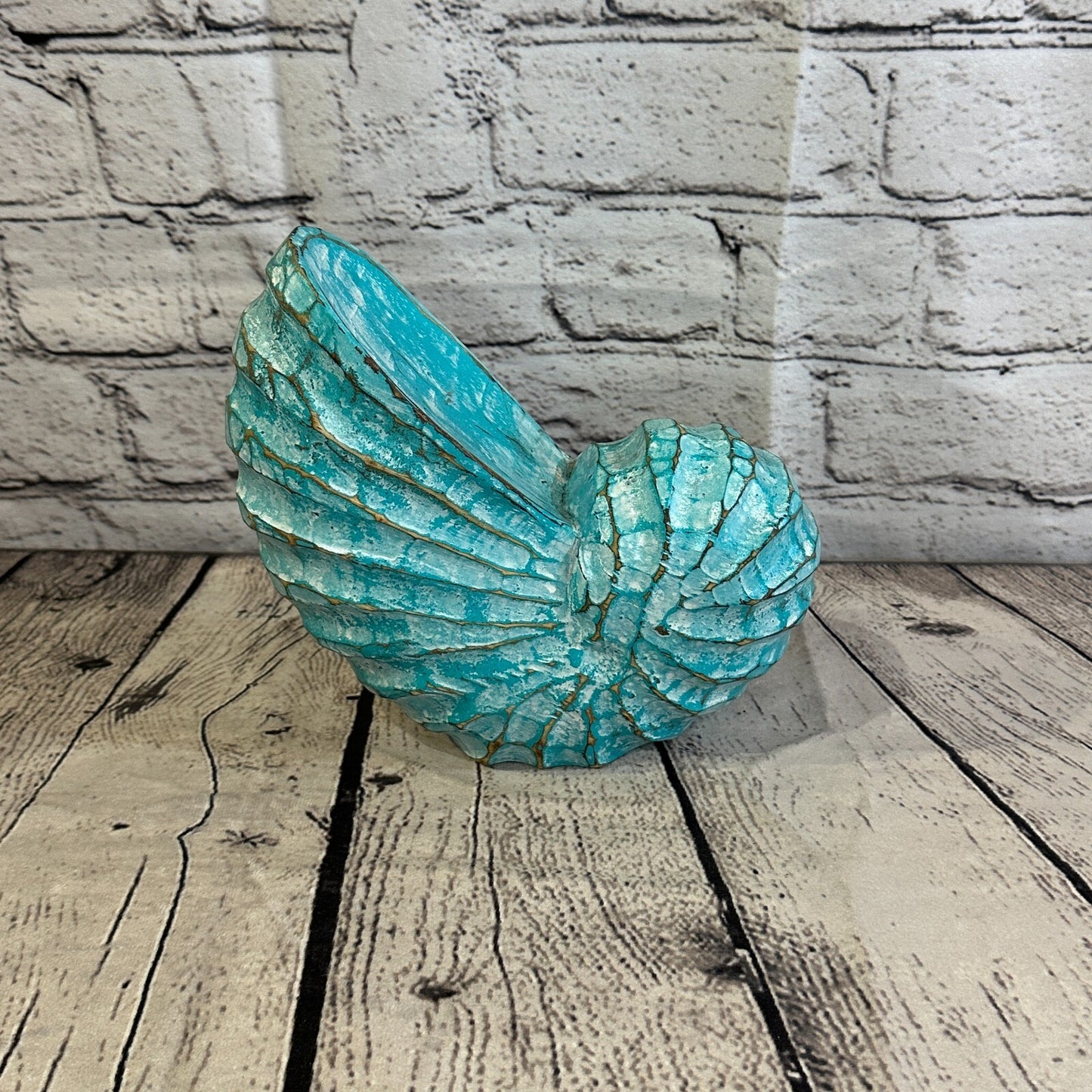 18cm Green Polish Nautilus Shell Ornament Decor Carved Light Wood Parcel Figure