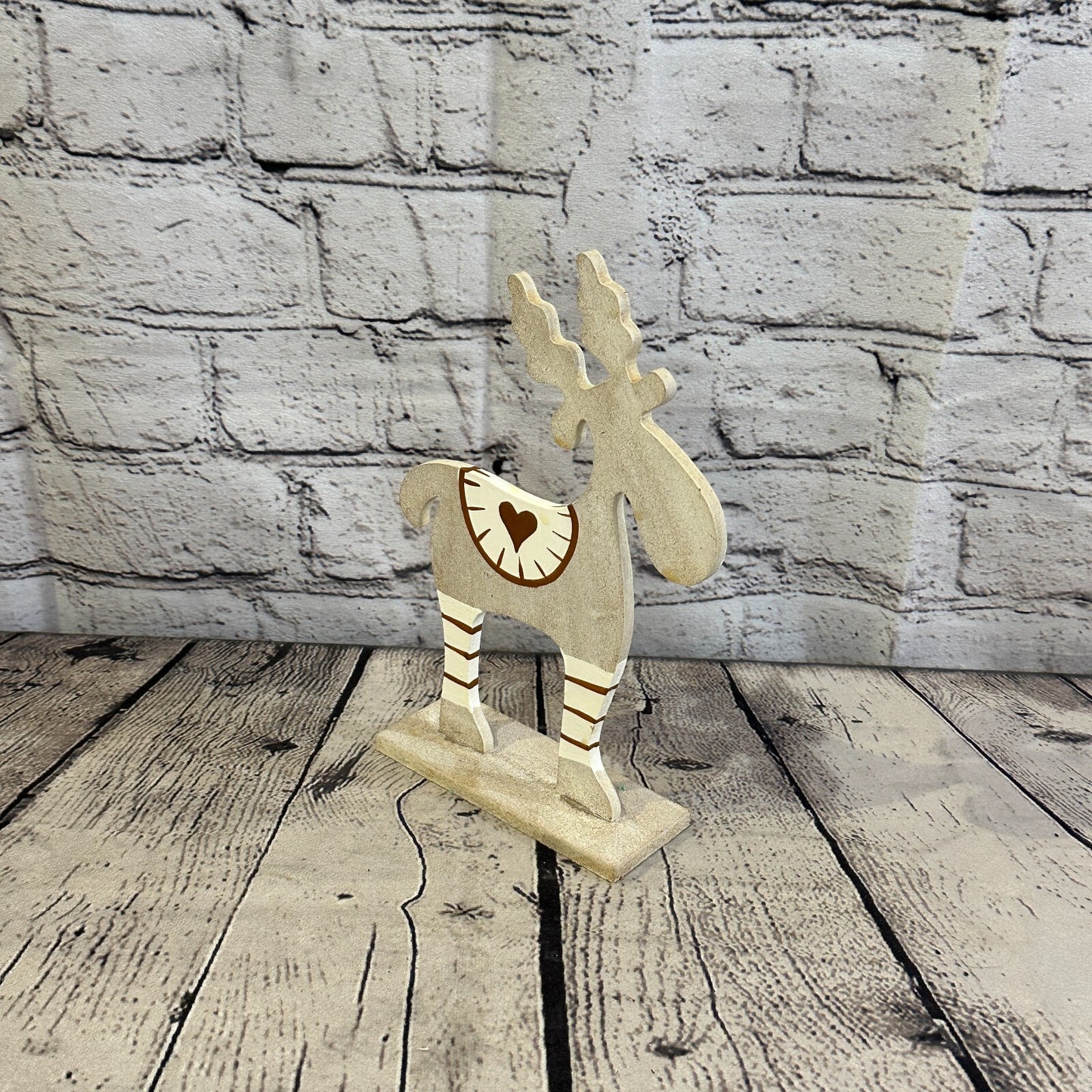 22cm x 14cm Grey Handcrafted Wood Reindeer Xmas Christmas Ornament Antlers
