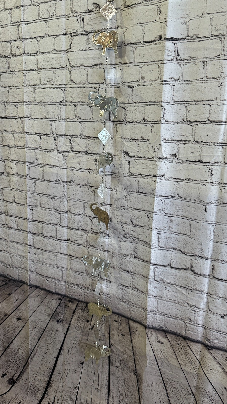 Aluminium Stamped Sitting Elephant String Wall Hangings Home Decoration