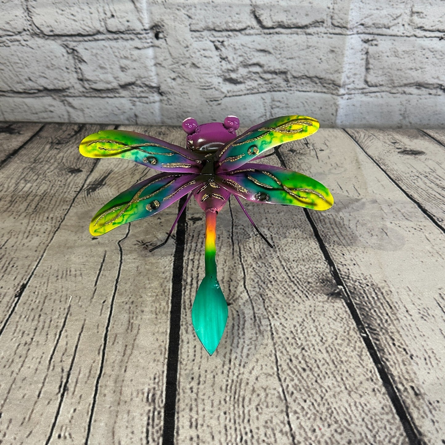 20cm x 15cm Pink Dragonfly Bug Metal Tin Wall Hanging Ornament Painted Statue