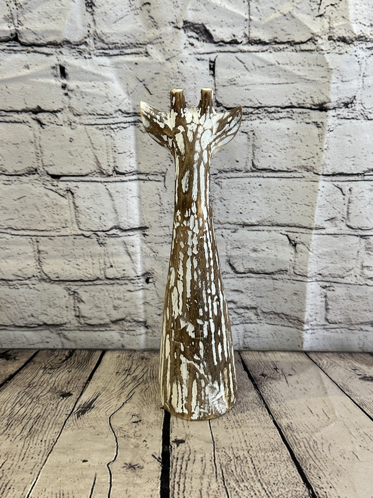 Brown Wooden Giraffe Head With Shabby Pattern 30cm x 10cm Handmade and Fairtrade