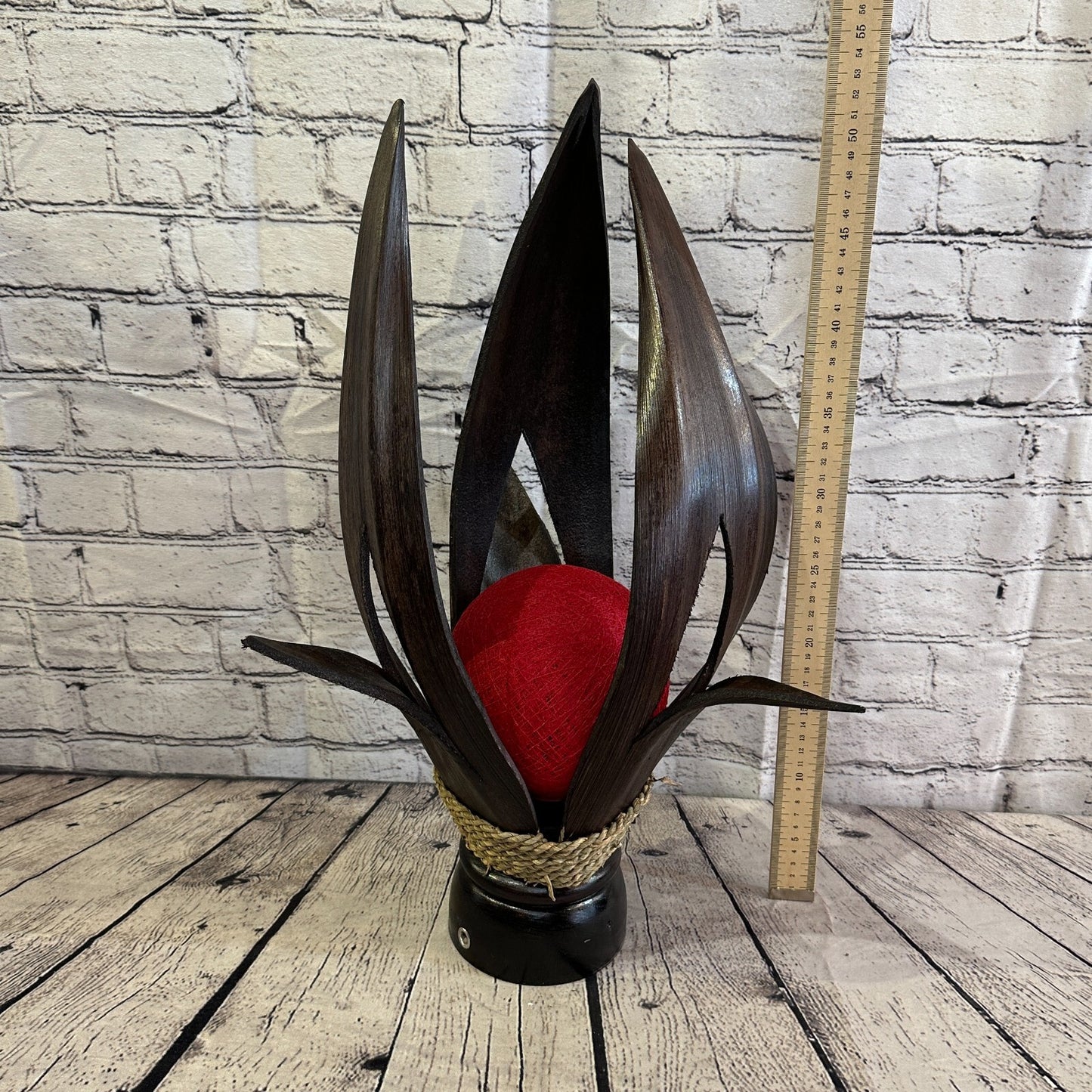 Red Brown Leaf Natural 50cm Tall Leaf Lamp Twist LED UK Mains Plug Design 11