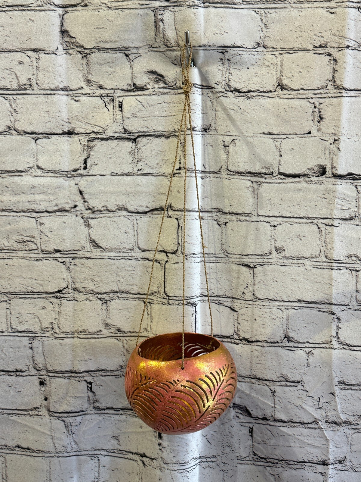 Pink Coconut Shell Hanging Basket Orchid Planter Balcony Decorative Vase Flower