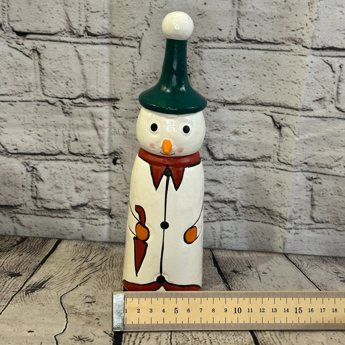 24cm x 6cm Green Pointy Hat Snowman Handcrafted Wood Xmas Christmas Ornament