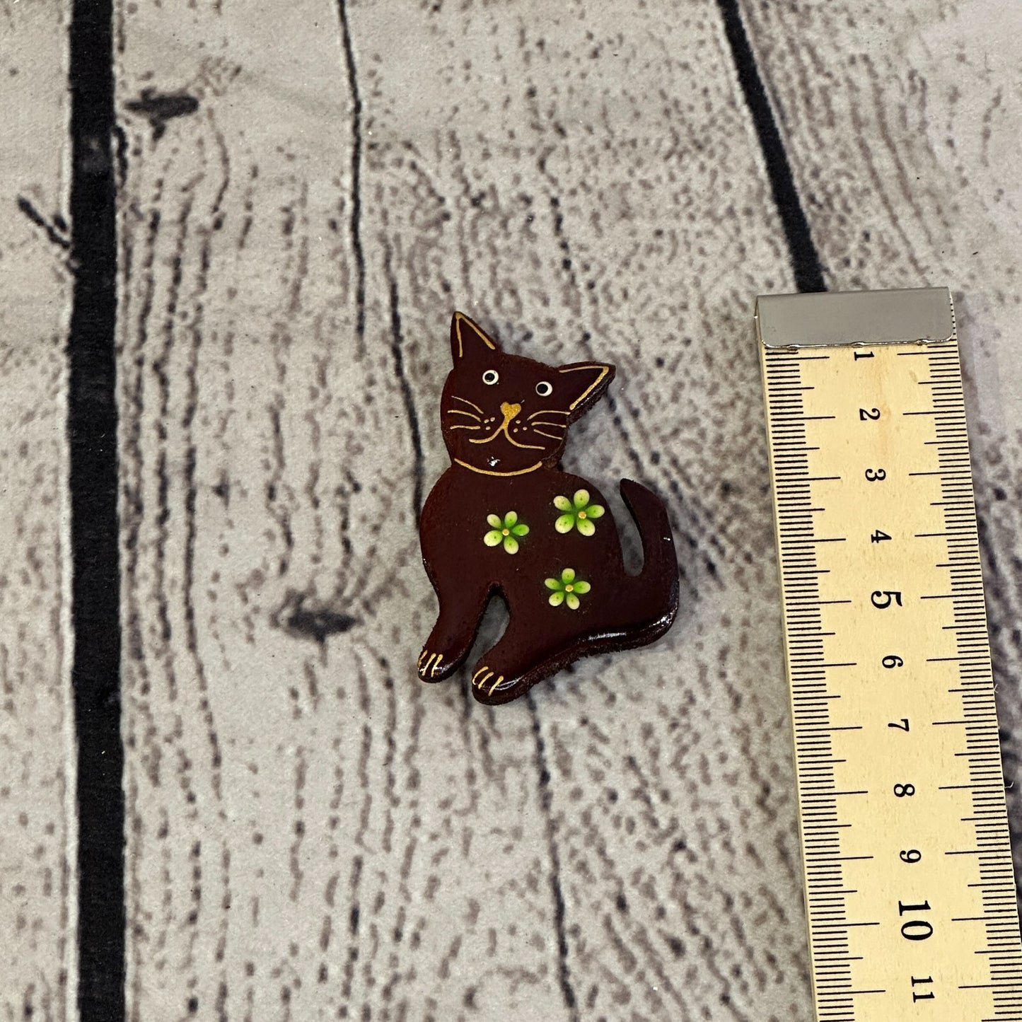 Sitting Cat Wooden Animal Fridge Magnet Cartoon Magnetic Note Holder Novelty