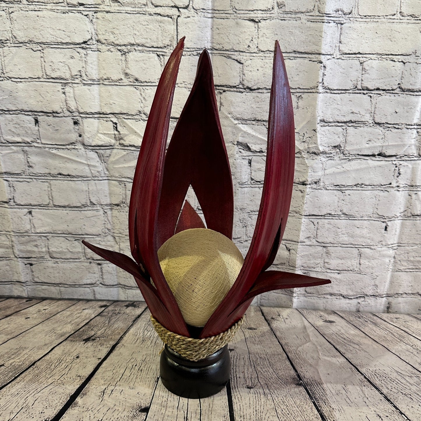 White Red Leaf Natural 50cm Tall Leaf Lamp Twist LED UK Mains Plug Design 11