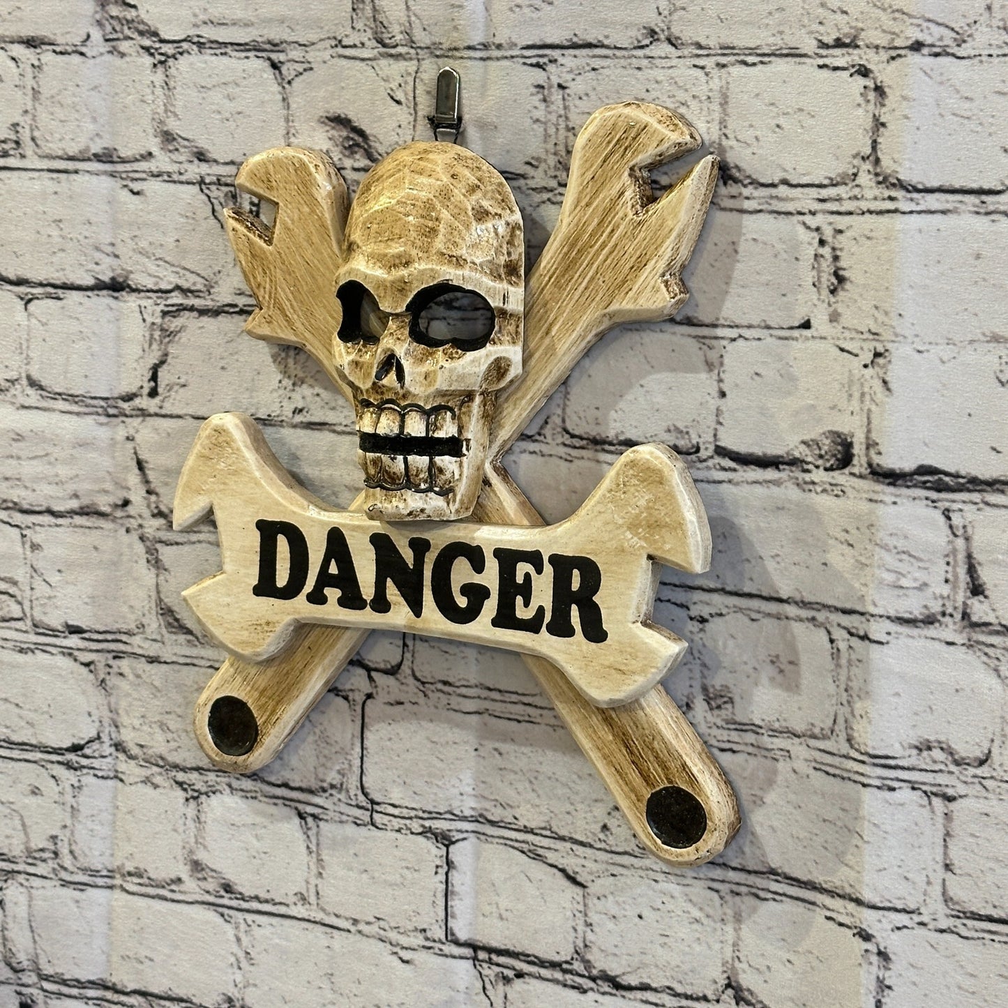 Skull & Crossbones Danger Mechanic Pirate Sign Door Plaque 30cm x 25cm