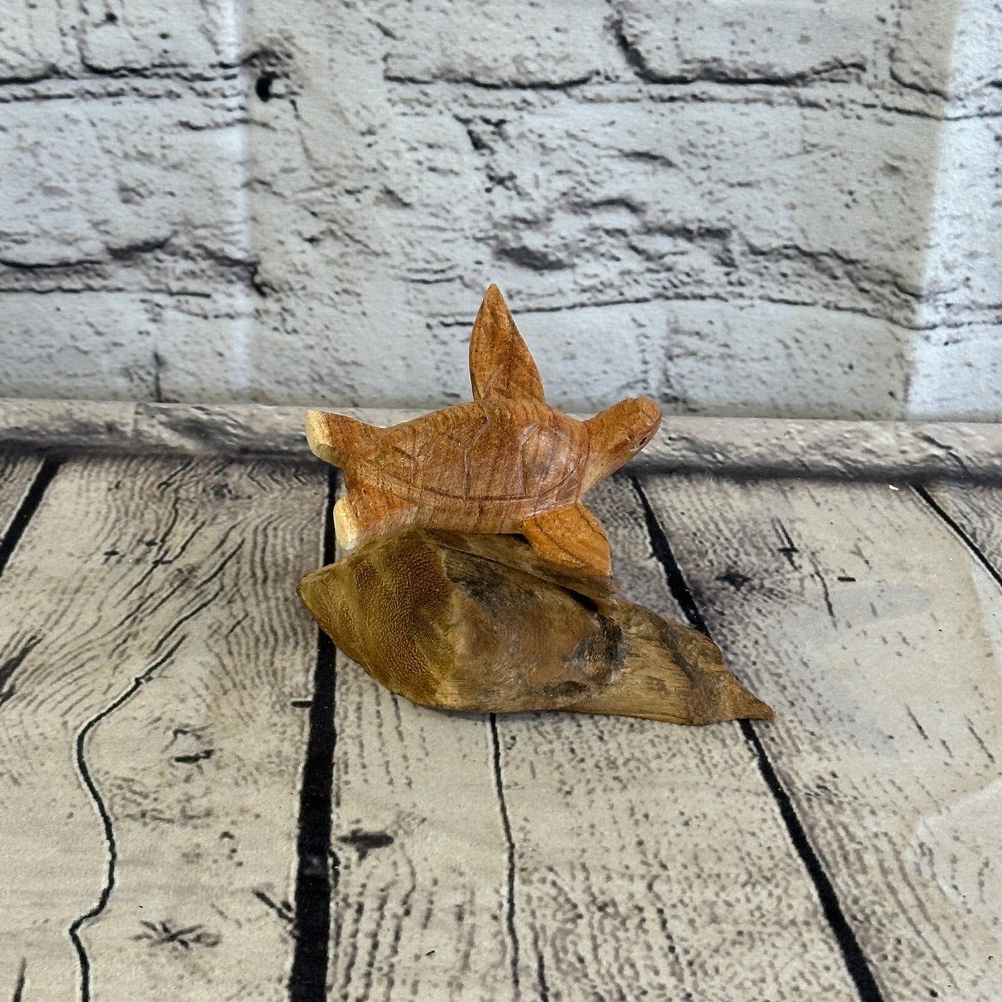 10cm Single Turtle Mushroom Parasite Ornament Natural Carving Fairtrade Wooden