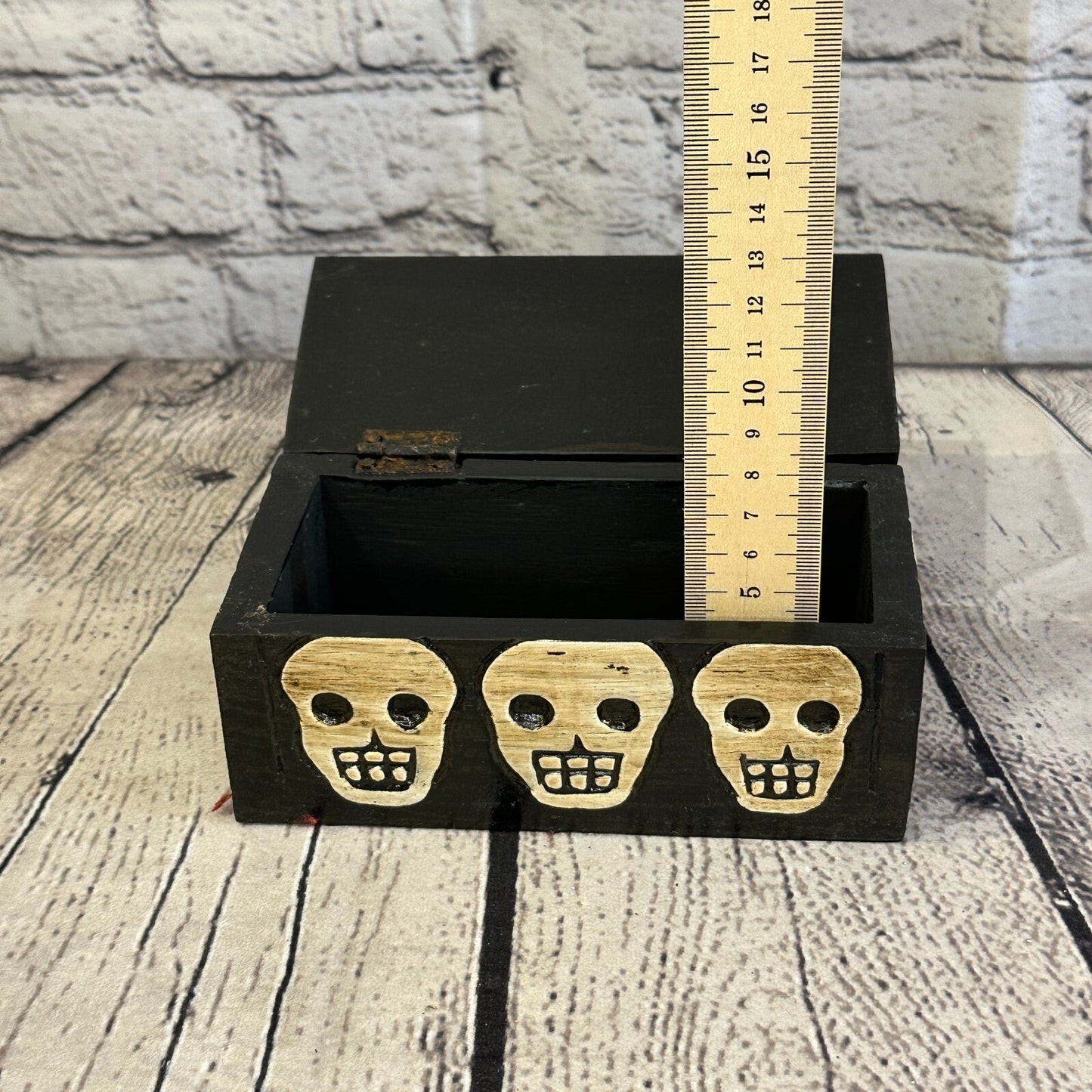 15cm x 8cm x 8cm Square Wooden Gothic Skeleton Skull Coffin Jewellery Box