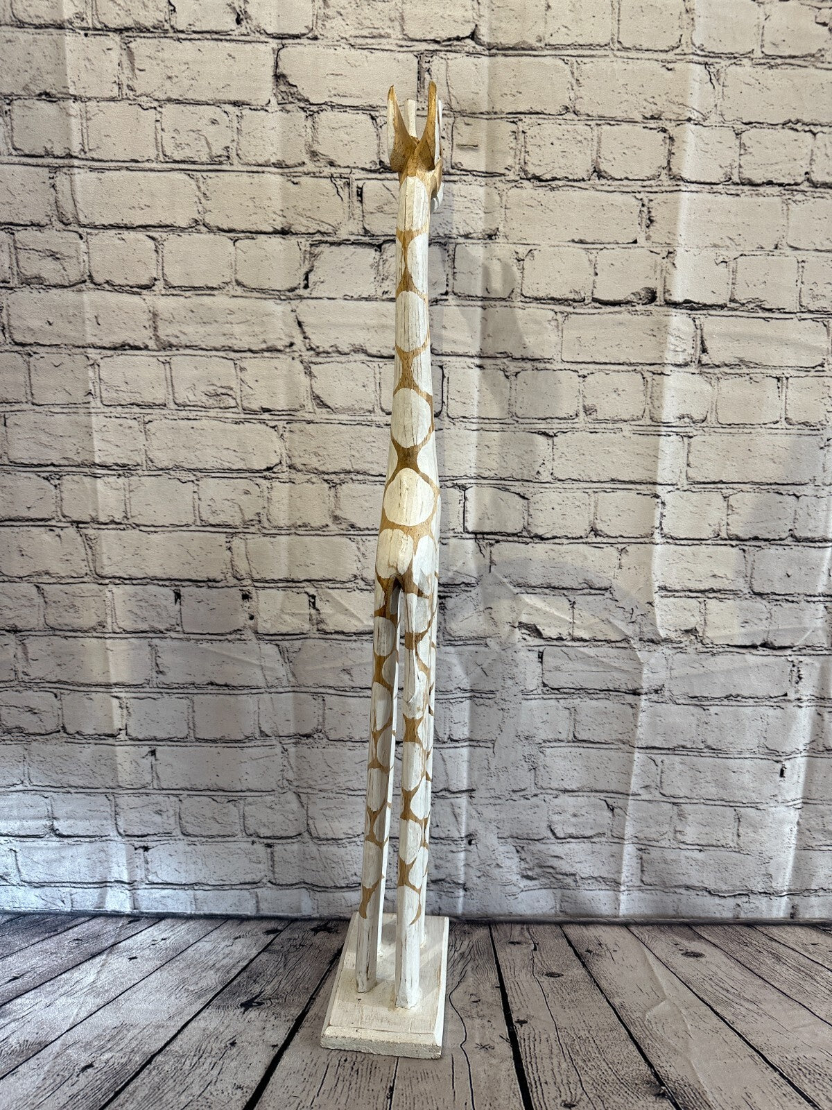 80cm White Dot Painted Wood Giraffe Tall Statue Wood Modern Hand Carved Painted