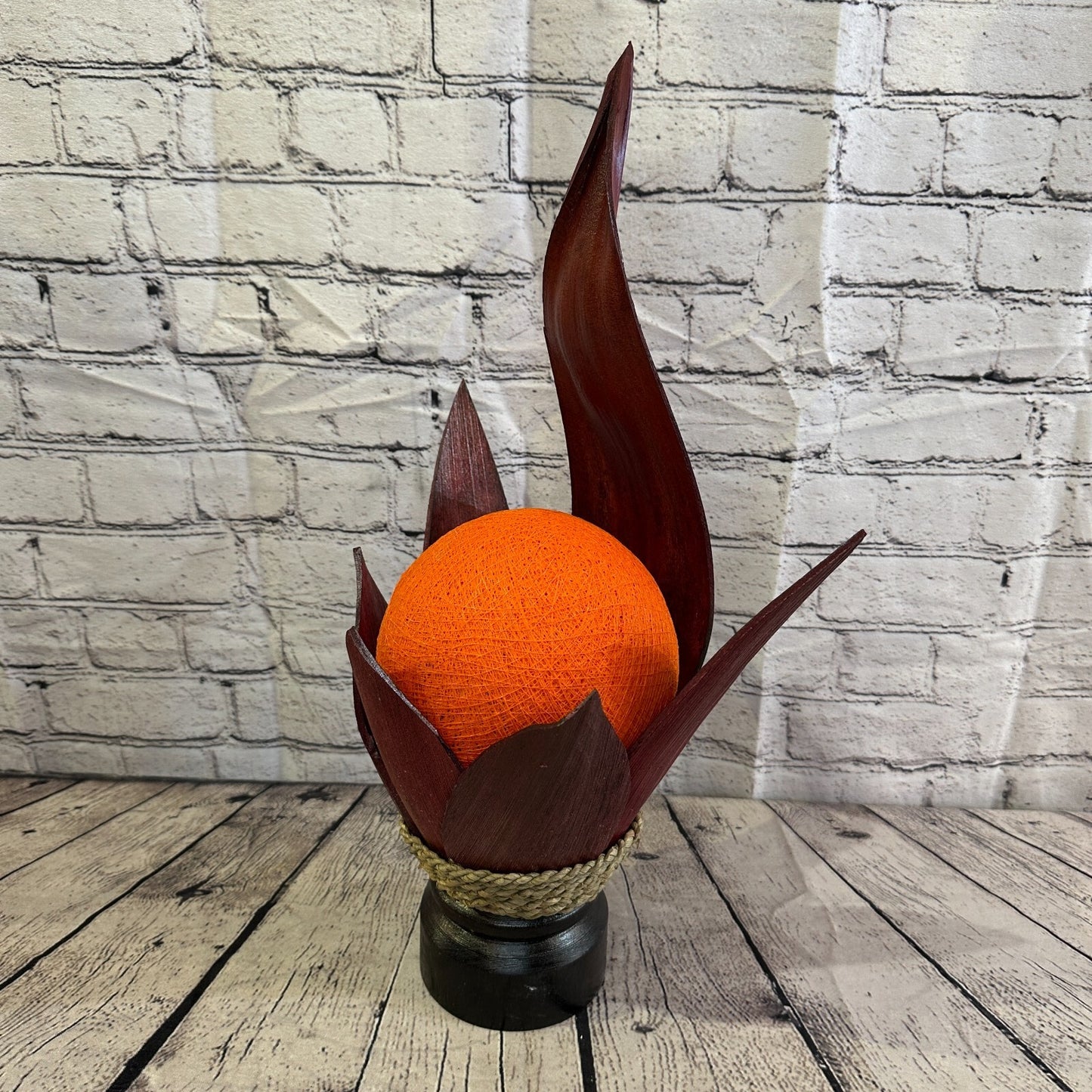Orange Red Leaf Natural 50cm Tall Leaf Lamp Twist LED UK Mains Plug Design 8