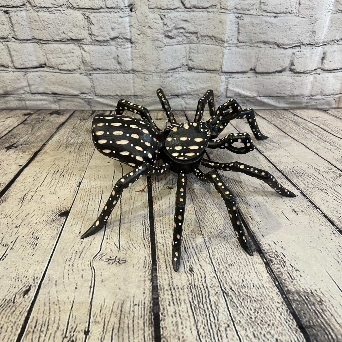 40cm x 35cm Wood Dark Spider Carving Hand Carved Walking Spider Tarantula Statue