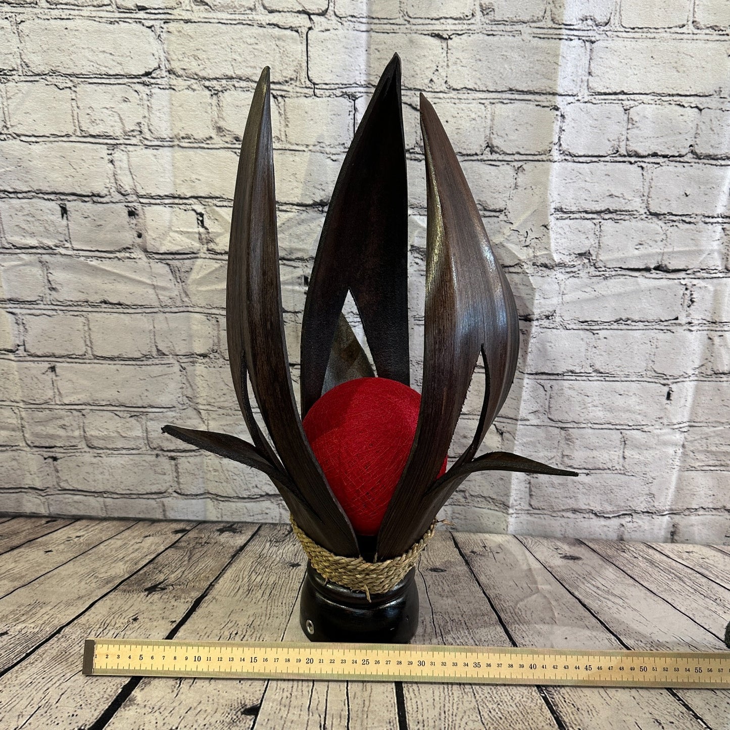 Red Brown Leaf Natural 50cm Tall Leaf Lamp Twist LED UK Mains Plug Design 11