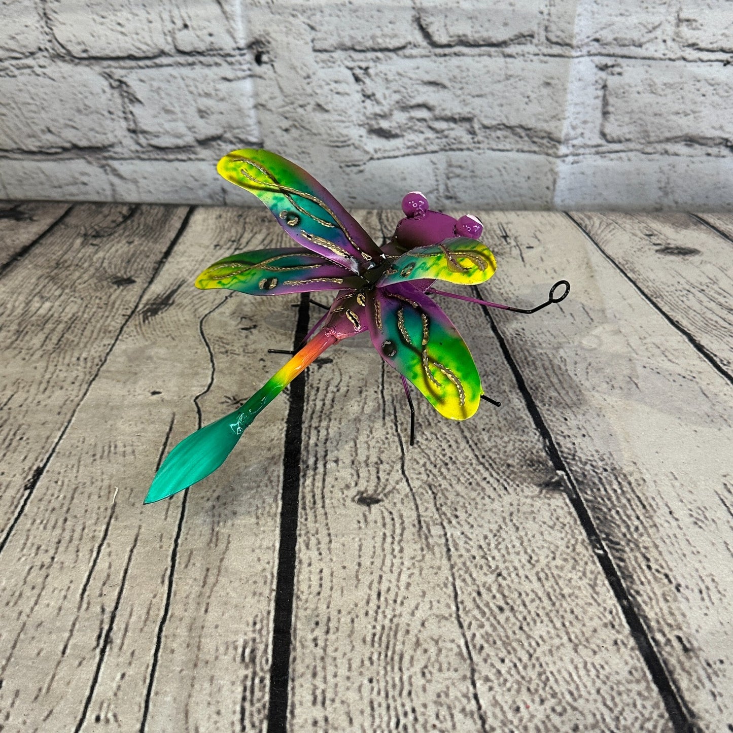 20cm x 15cm Pink Dragonfly Bug Metal Tin Wall Hanging Ornament Painted Statue