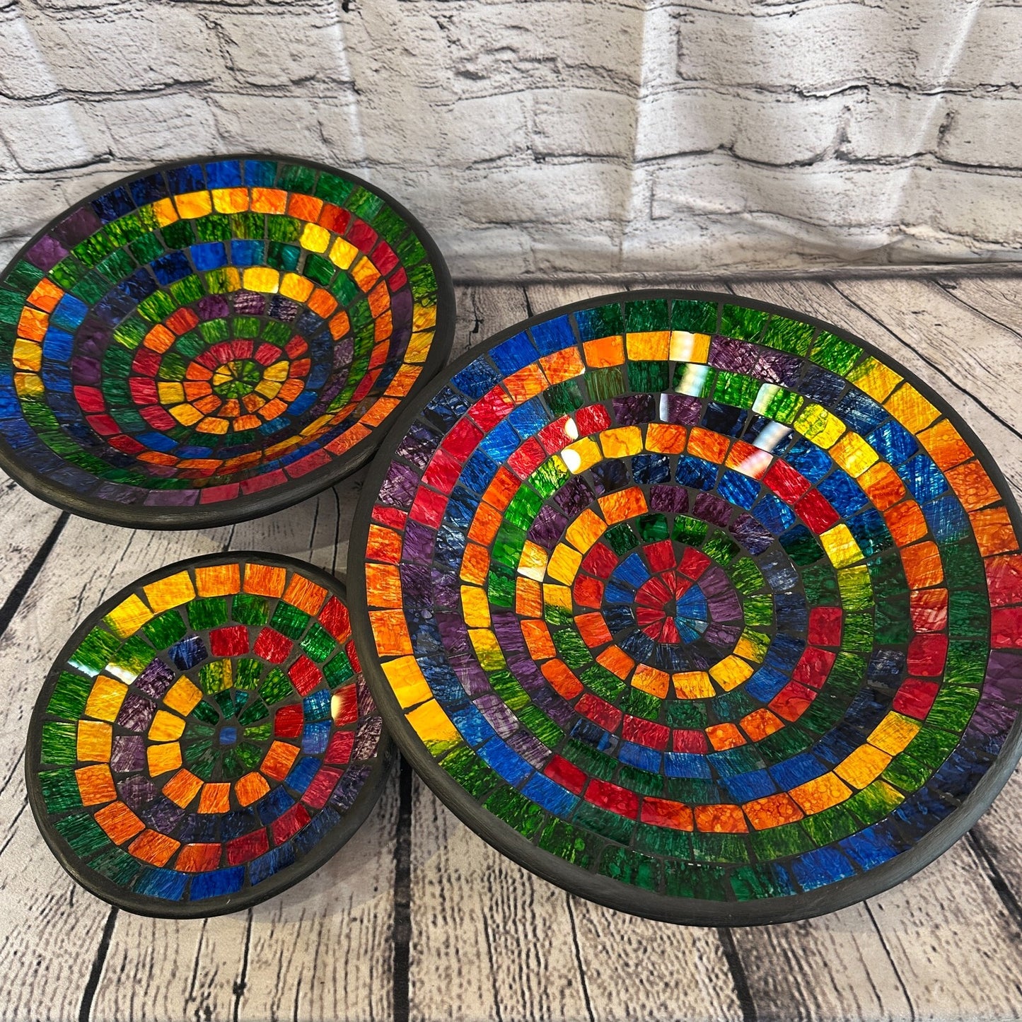 35cm Rainbow Small Swirl Round Mosaic Handmade Ceramic Glass Tile Bowl Fruit