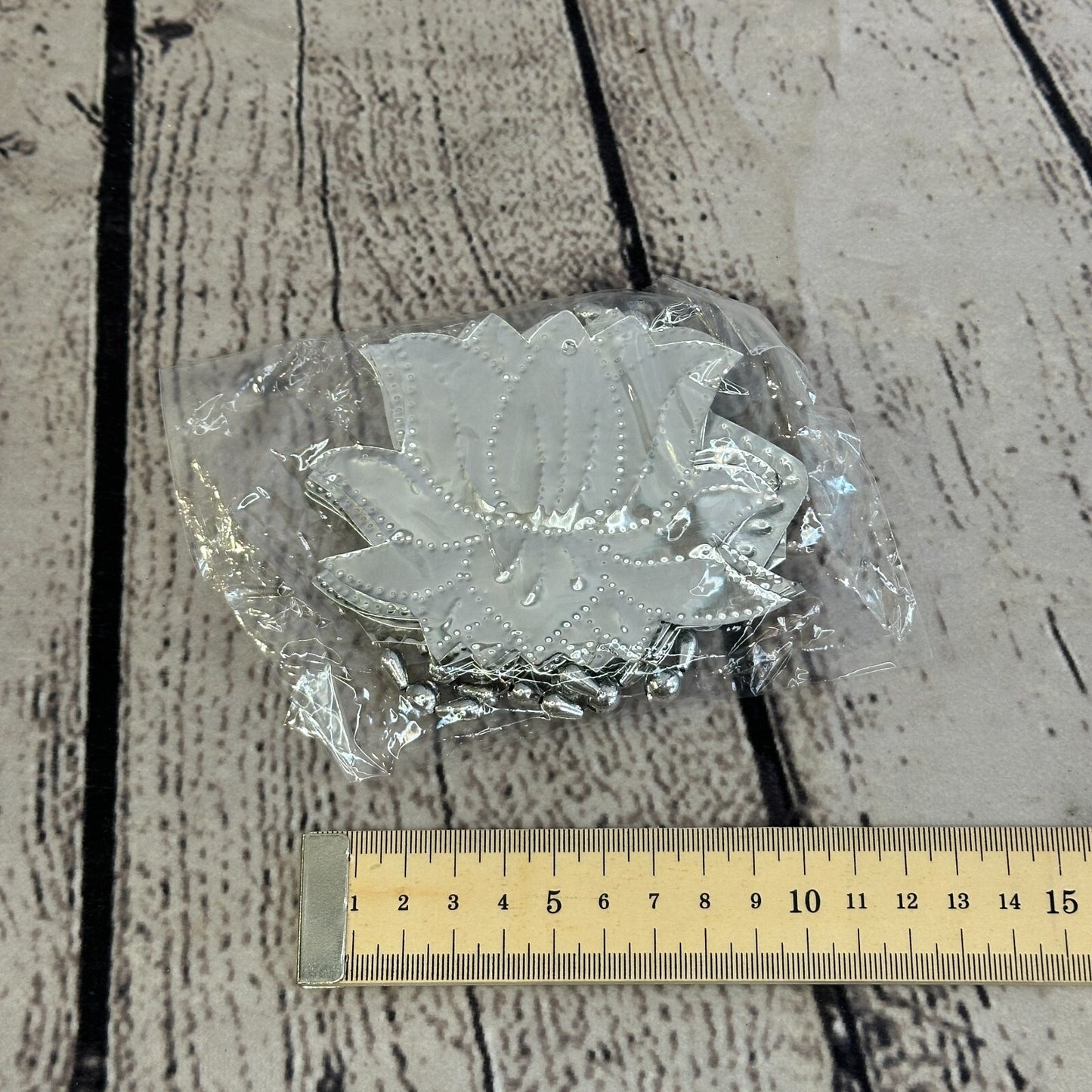 Aluminium Stamped Lotus Flower String Wall Hangings Home Decoration