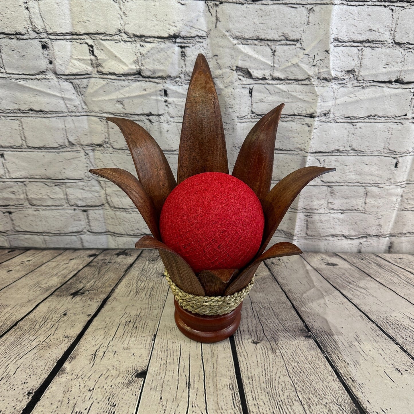 Red Light Brown Natural 40cm Tall Leaf Lamp Twist LED UK Mains Plug Design 5