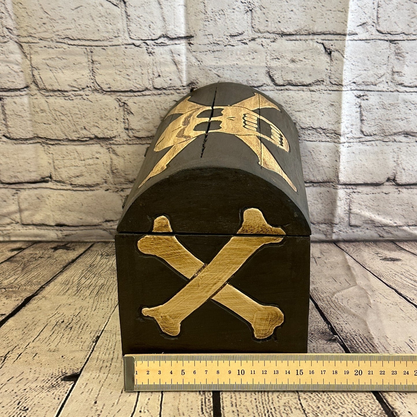 26cm x 20cm x 15cm Skull Bones Wood Box Wooden Chest Storage Craft Handles Lid