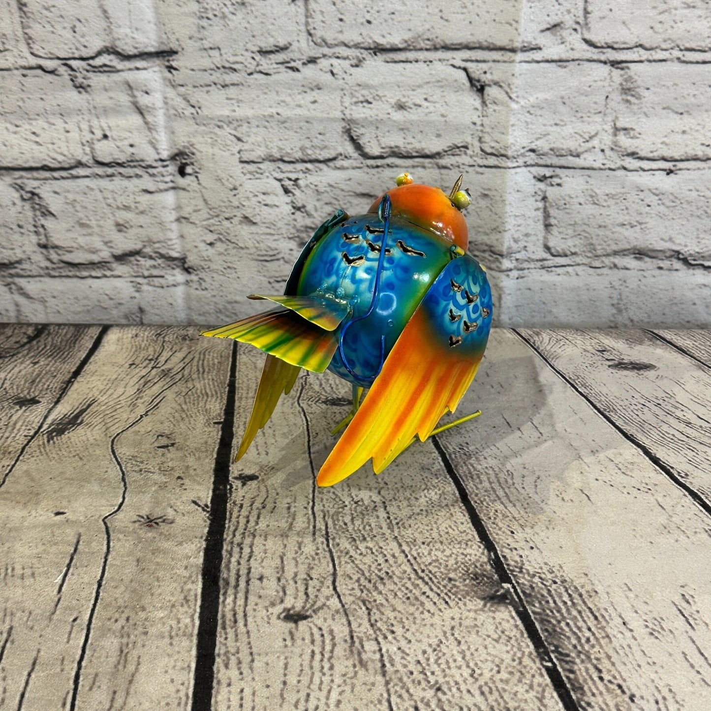 15cm x 15cm Orange Blue Bird Metal Tin Wall Hanging Ornament Painted Statue