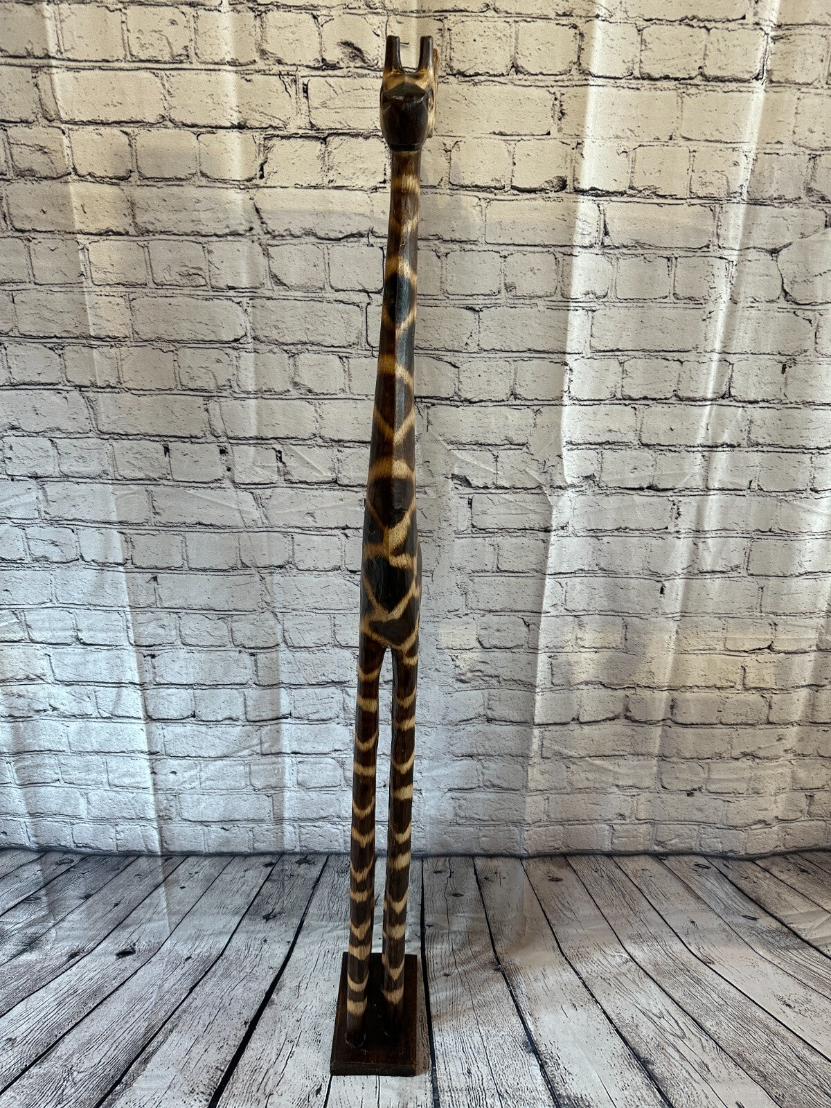 120cm Burnt Pattern Wood Giraffe Tall Statue Wood Modern Hand Carved Painted