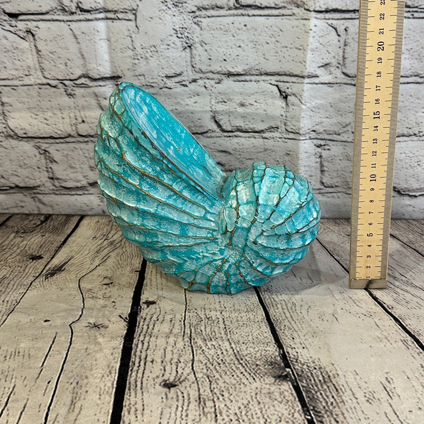 18cm Green Polish Nautilus Shell Ornament Decor Carved Light Wood Parcel Figure