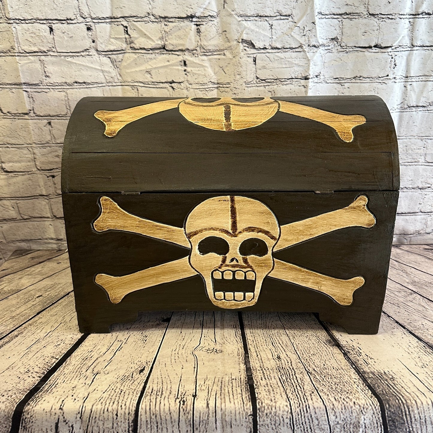 50cm x 35cm x 28cm Skull Bones Wood Box Wooden Chest Storage Craft Handles Lid