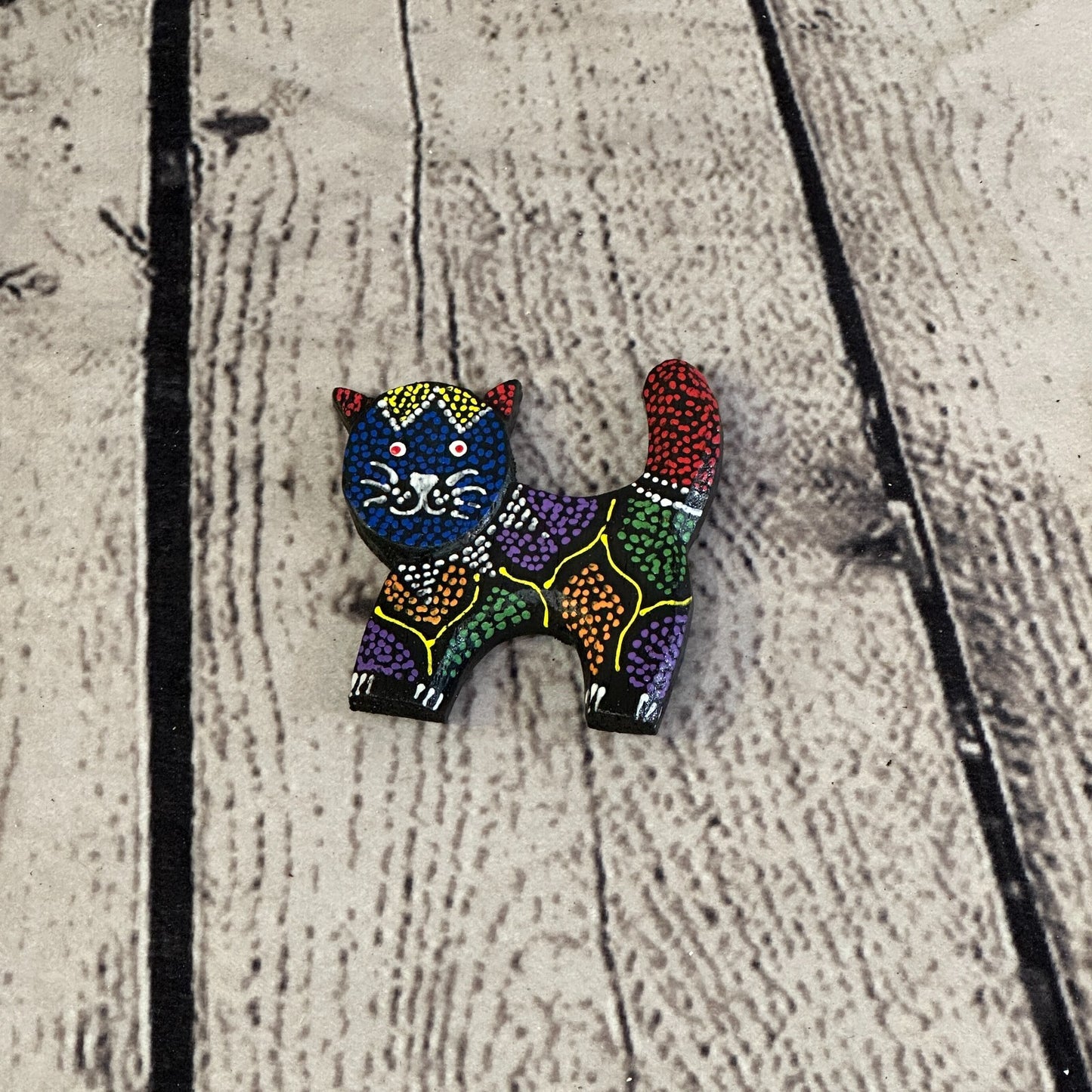 Standing Cat Wooden Animal Fridge Dot Work Magnet Magnetic Note Holder Novelty