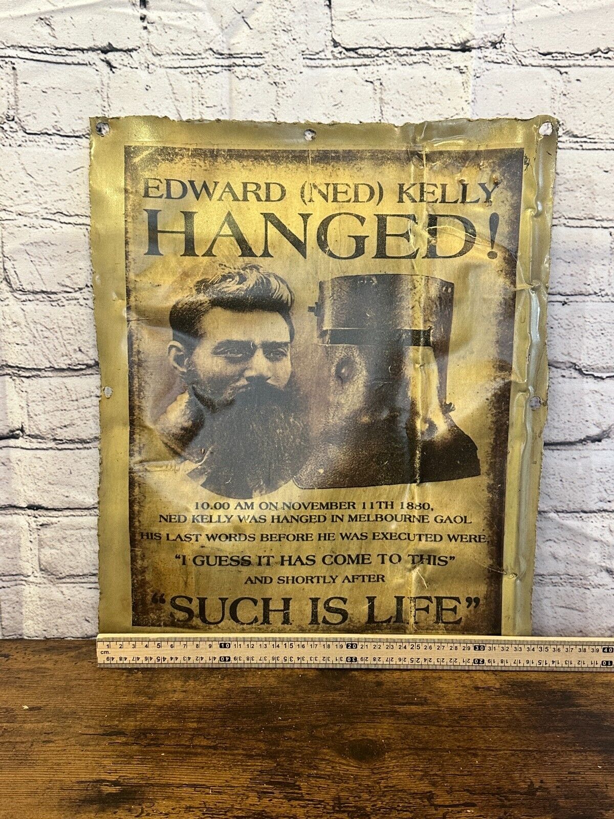 Ned Kelly Hanged Newspaper Wall Plaque 42cm x 36cm Vintage Retro Tin Sign