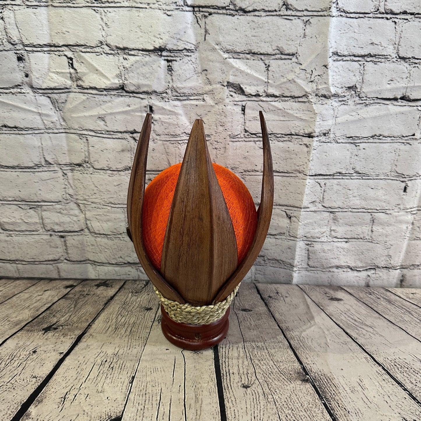 Orange Light Brown Natural 35cm Tall Leaf Lamp Twist LED UK Mains Plug Design 3