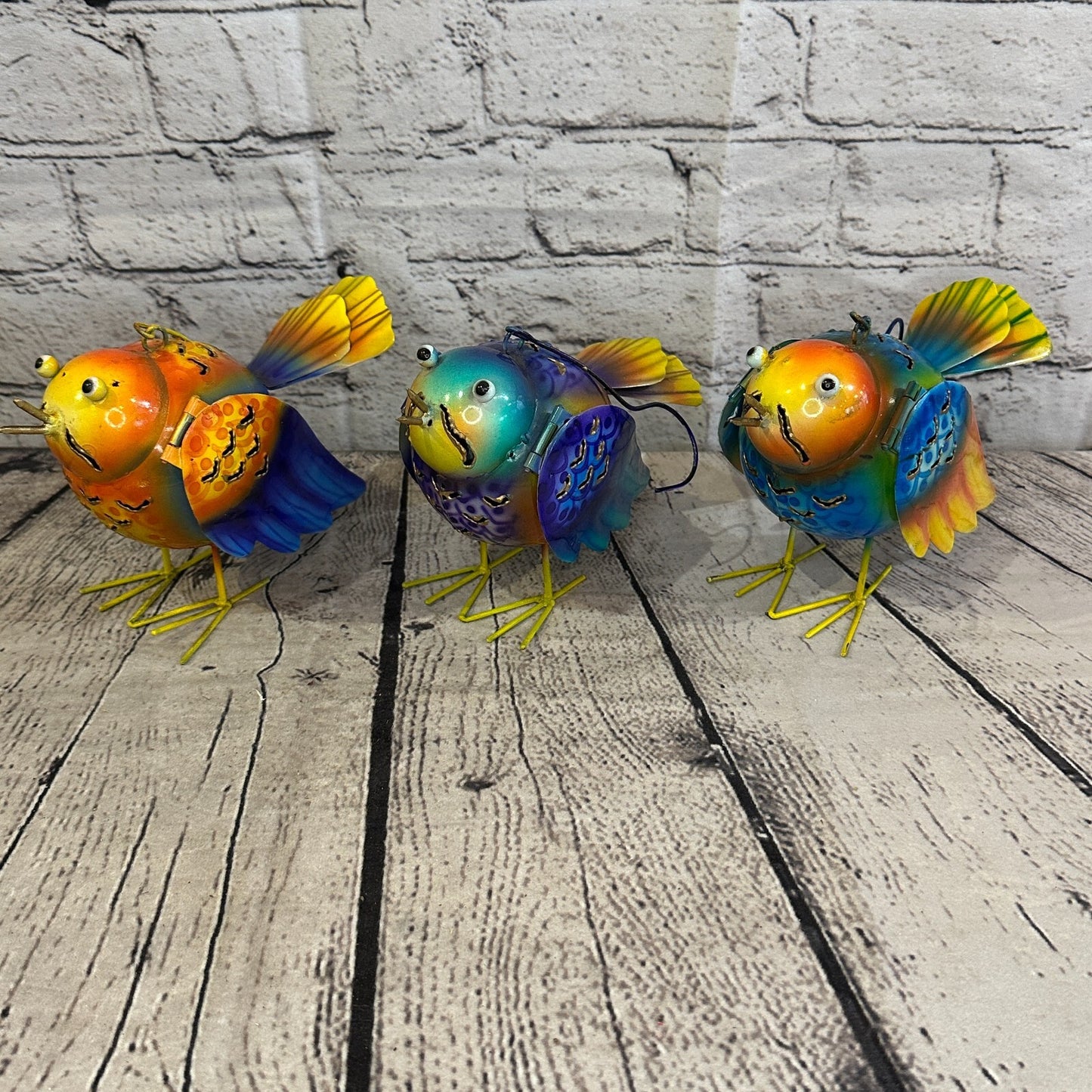 15cm x 15cm Orange Blue Bird Metal Tin Wall Hanging Ornament Painted Statue