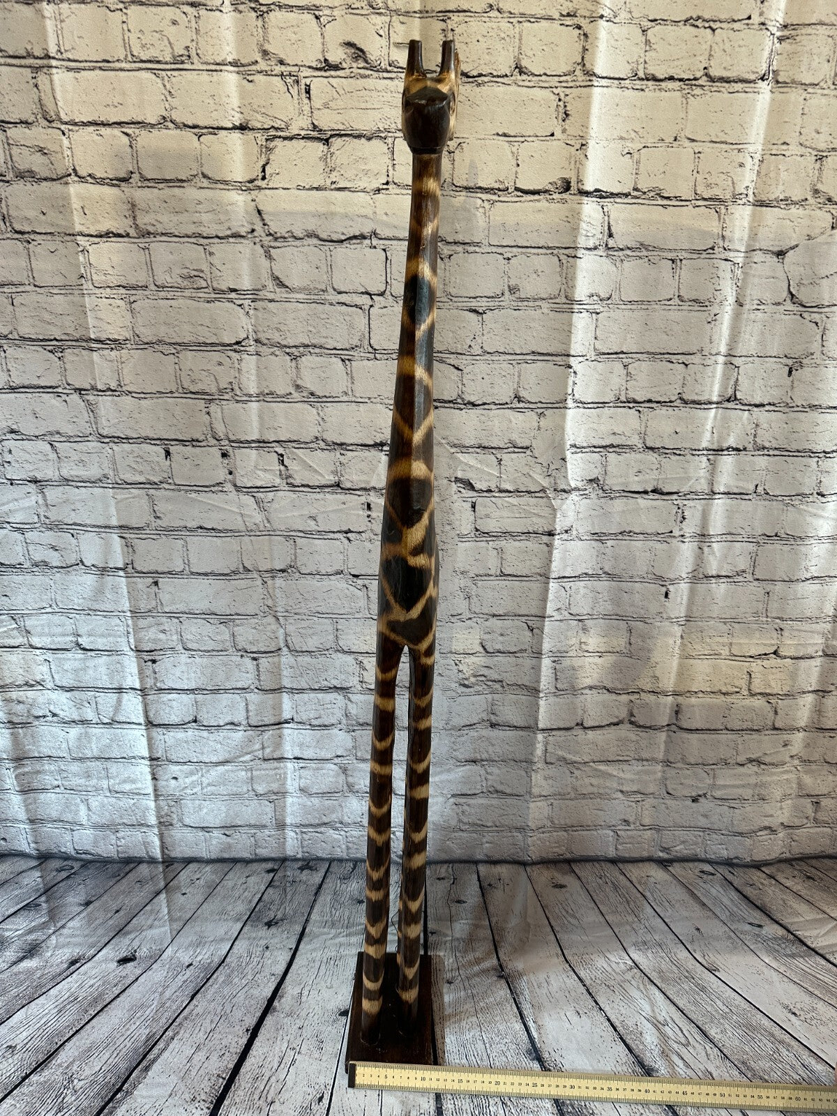120cm Burnt Pattern Wood Giraffe Tall Statue Wood Modern Hand Carved Painted