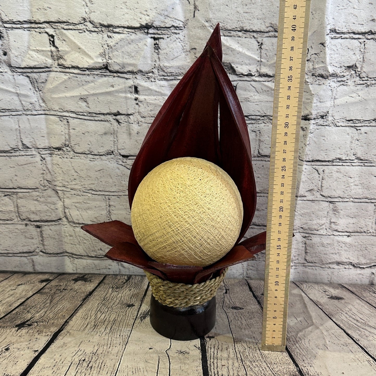 White Red Leaf Natural 40cm Tall Leaf Lamp Twist LED UK Mains Plug Design 9