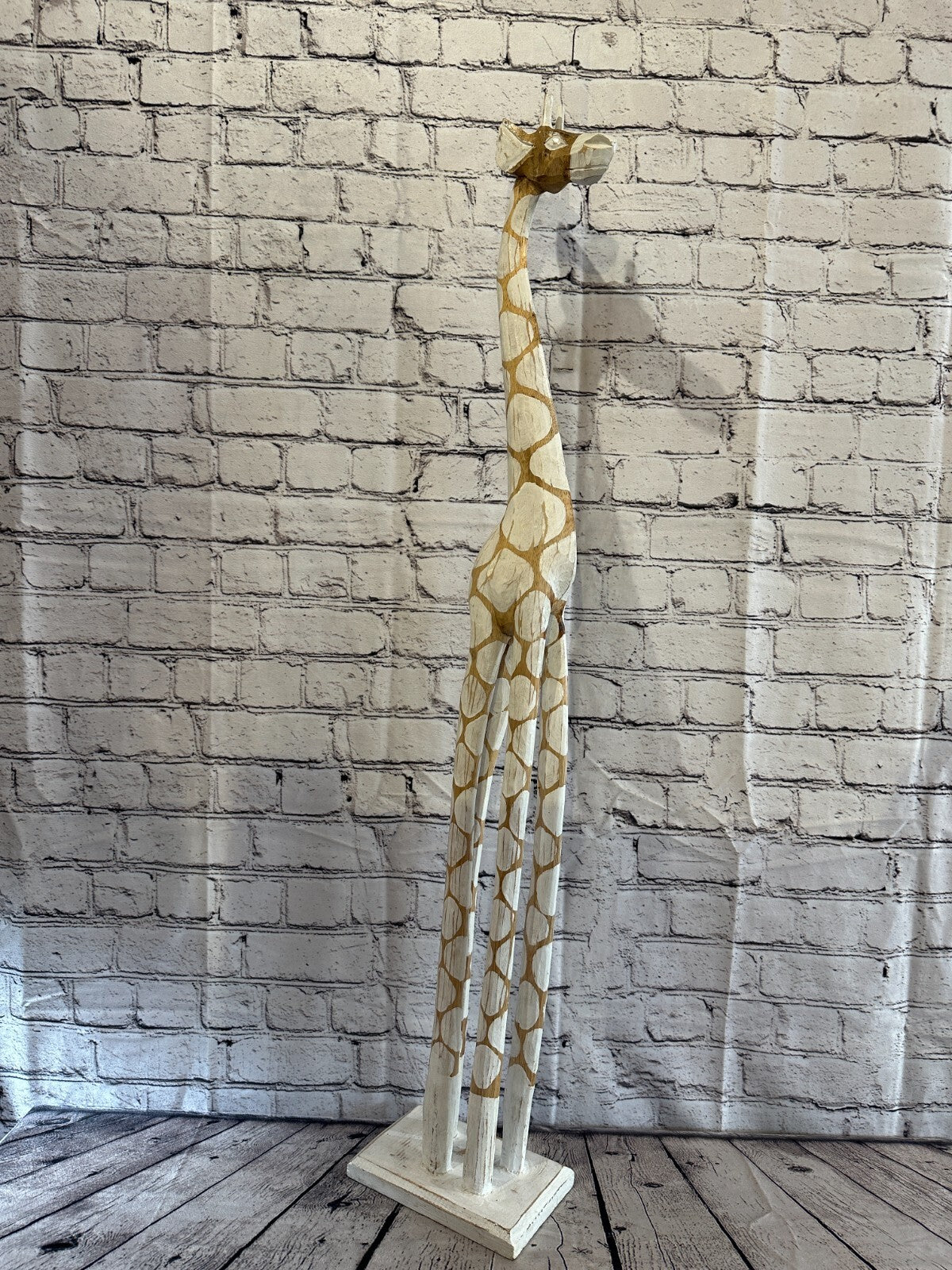 100cm White Dot Painted Wood Giraffe Tall Statue Wood Modern Hand Carved Painted