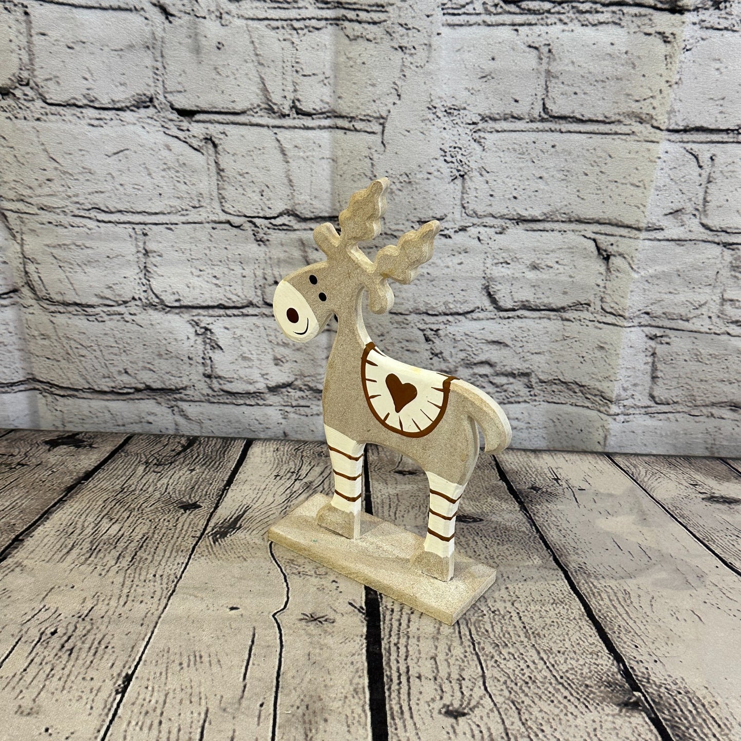 22cm x 14cm Grey Handcrafted Wood Reindeer Xmas Christmas Ornament Antlers