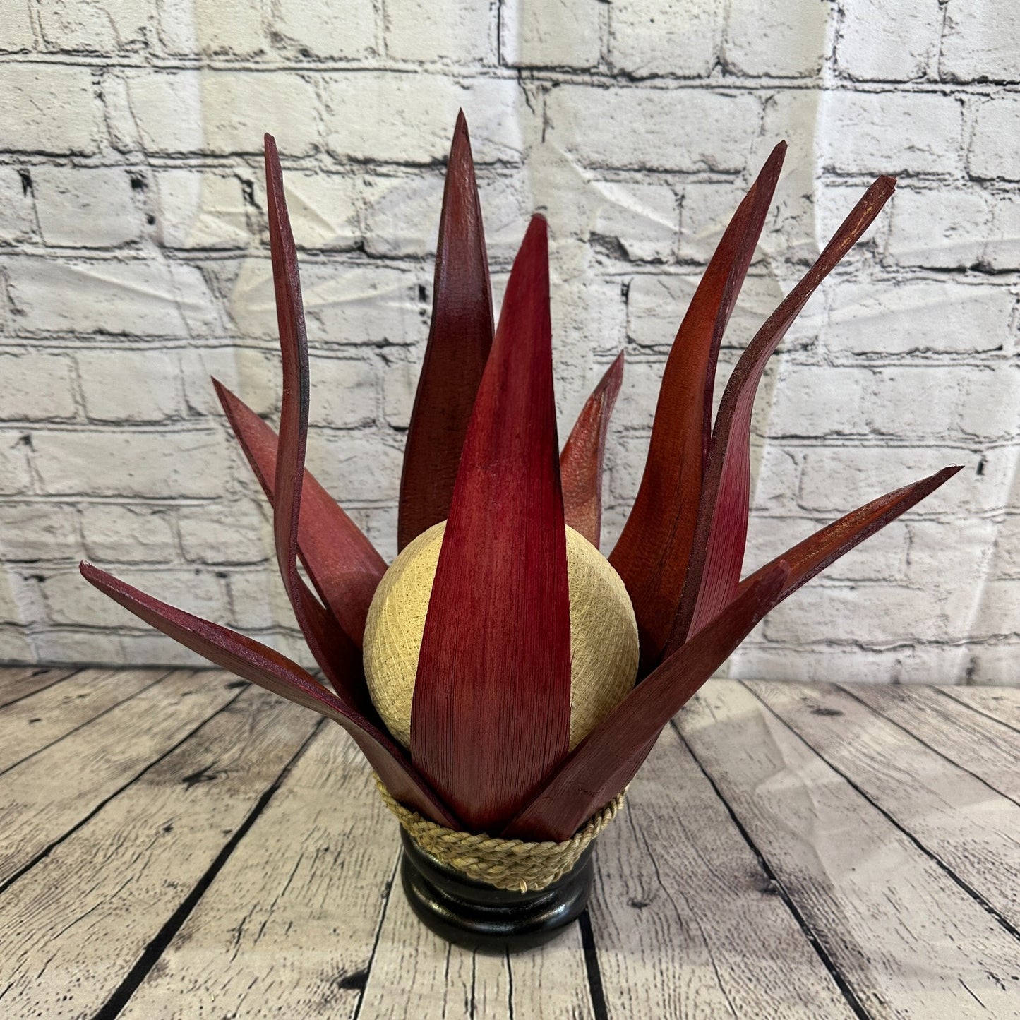 White Red Leaf Natural 45cm Tall Leaf Lamp Twist LED UK Mains Plug Design 6